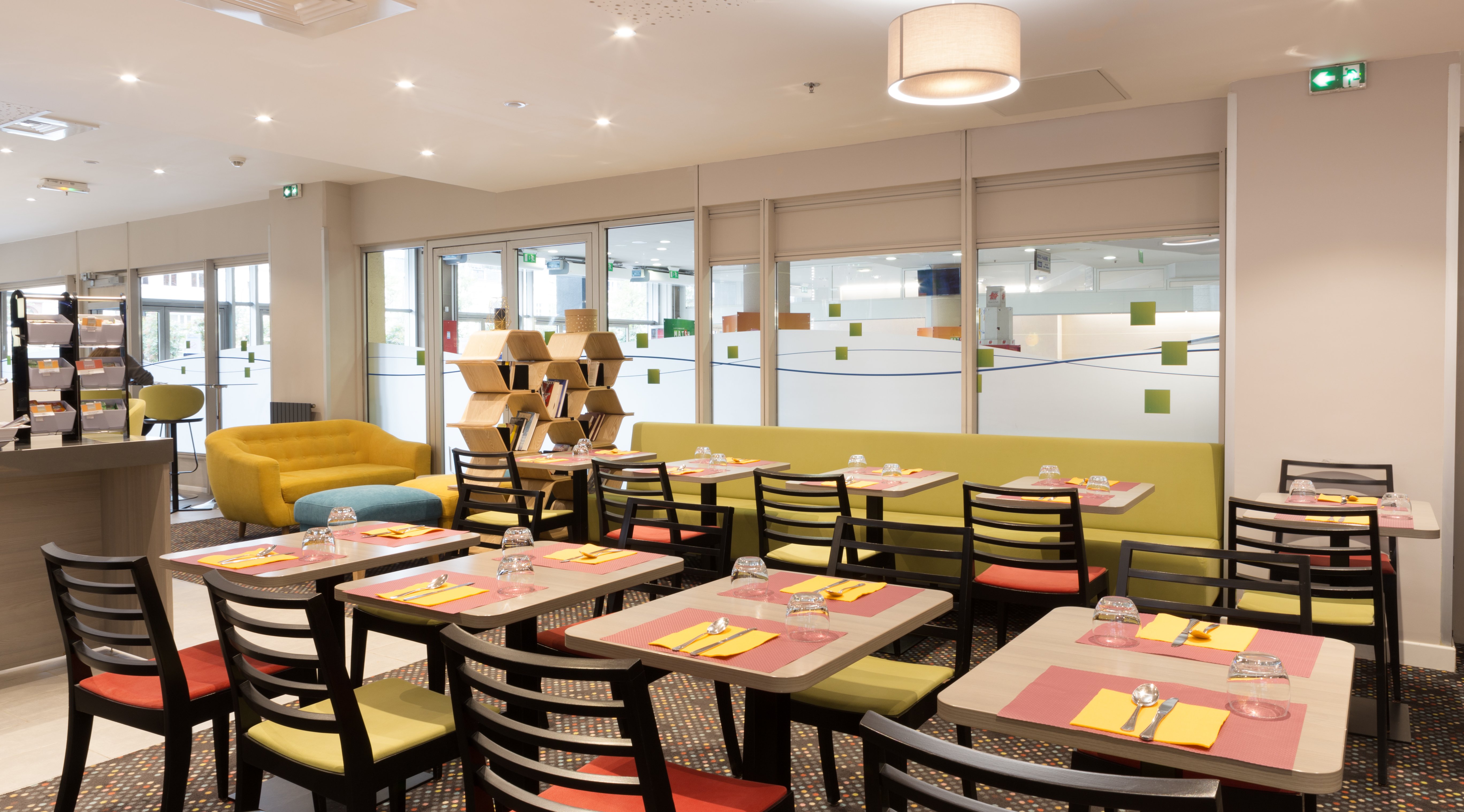 HOLIDAY INN EXPRESS AMIENS 47/73