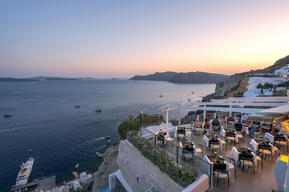 Santorini Secret Suites and Spa - Adults Only 43/50
