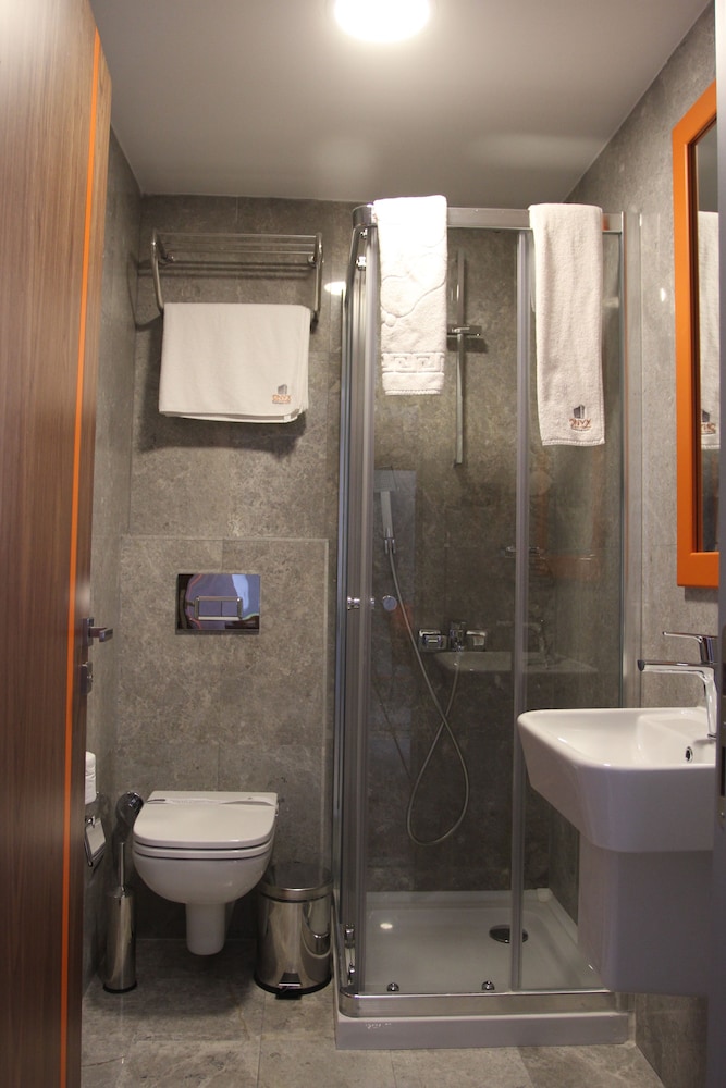 Onyx Business Hotel 32/35