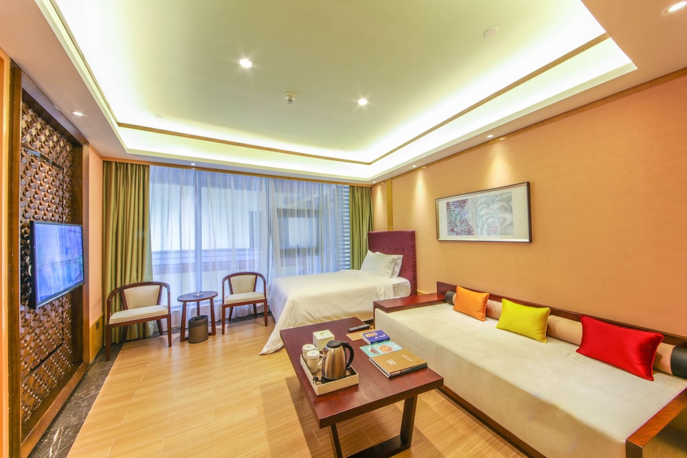 Four Points By Sheraton Heyuan Resort 24/40