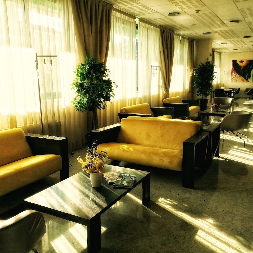 Hotel Parisi 34/67