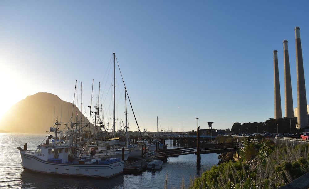 Rockview Inn And Suites 47/54