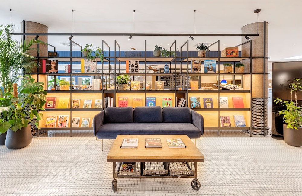 Hotel INNSiDE by Melia Berlin Mitte 49/70