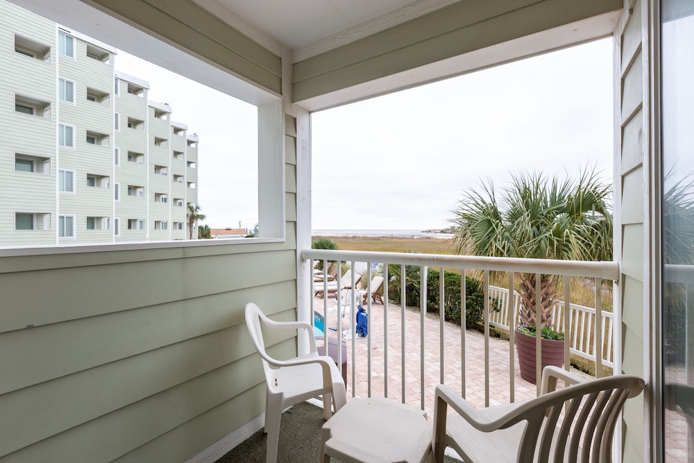Sands Beach Club 48/69