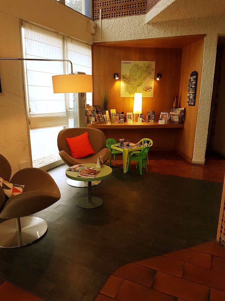 Hotel Kyriad Angouleme Nord Champniers 39/73