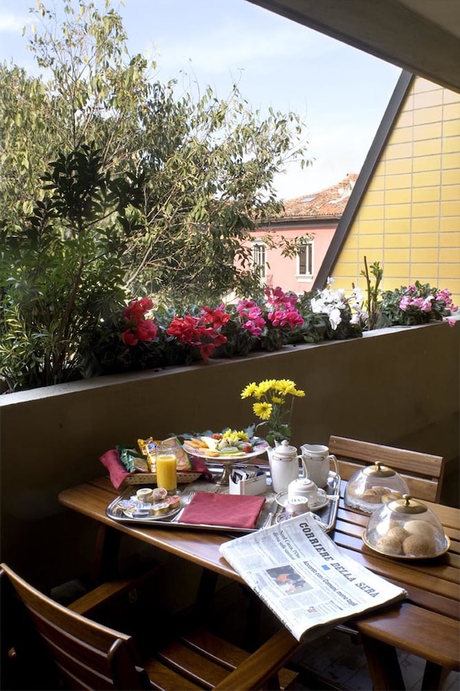 ART HOTEL NAVIGLI 51/57