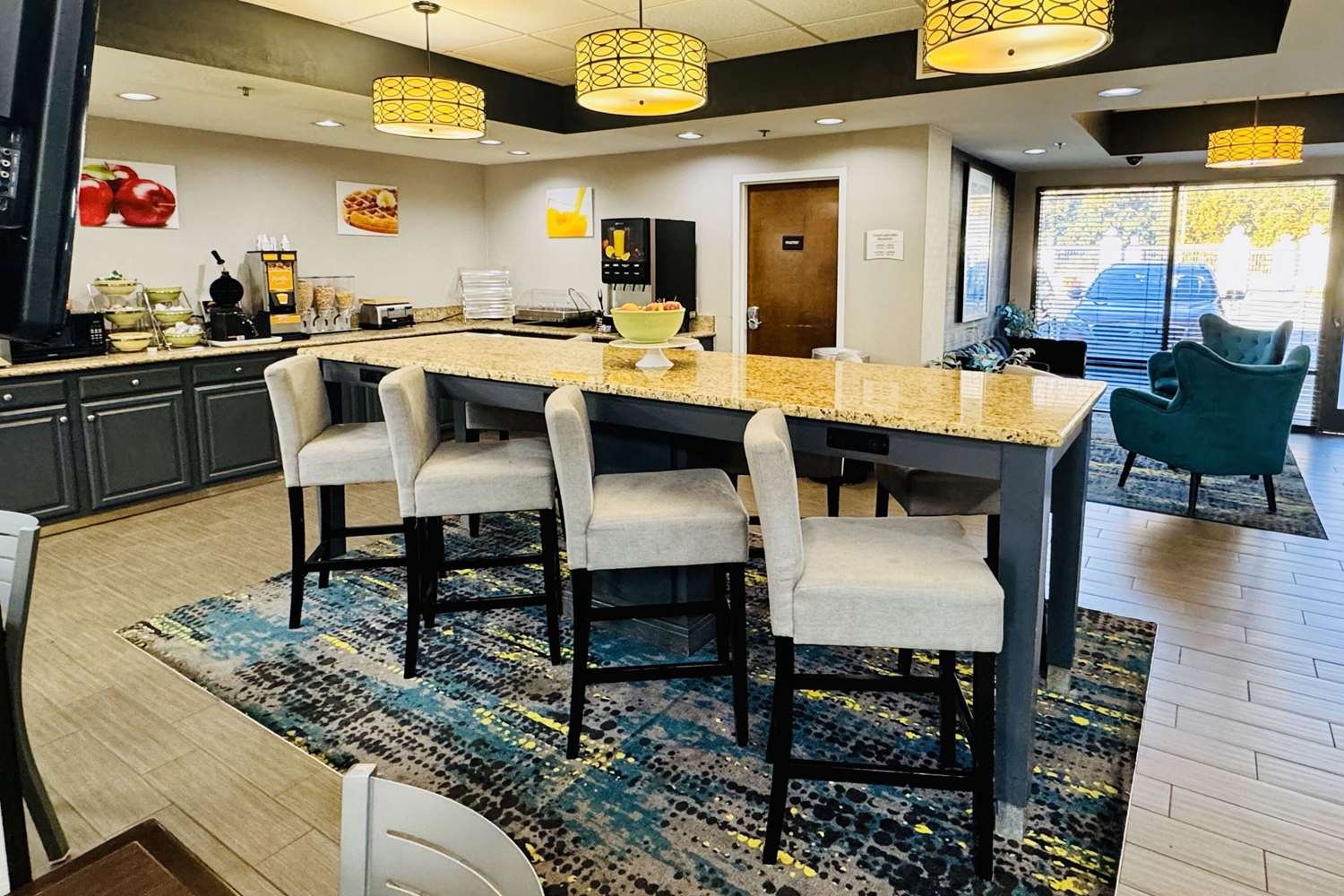 restaurant cafeteria