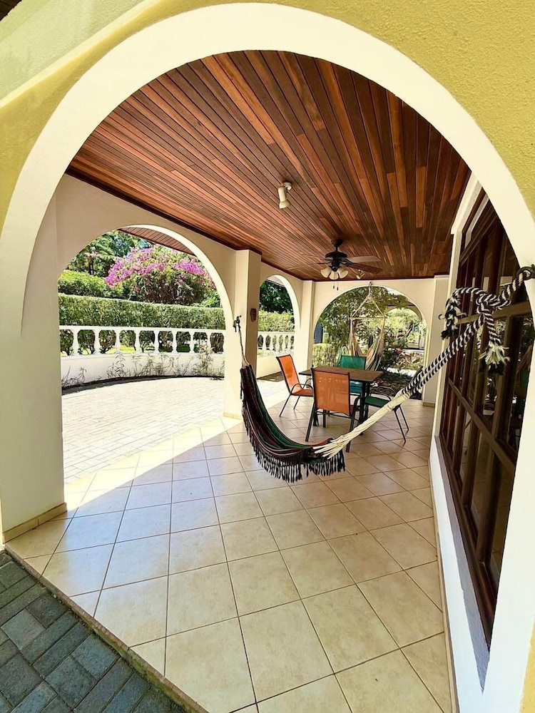 Villa Del Sueño 25/50