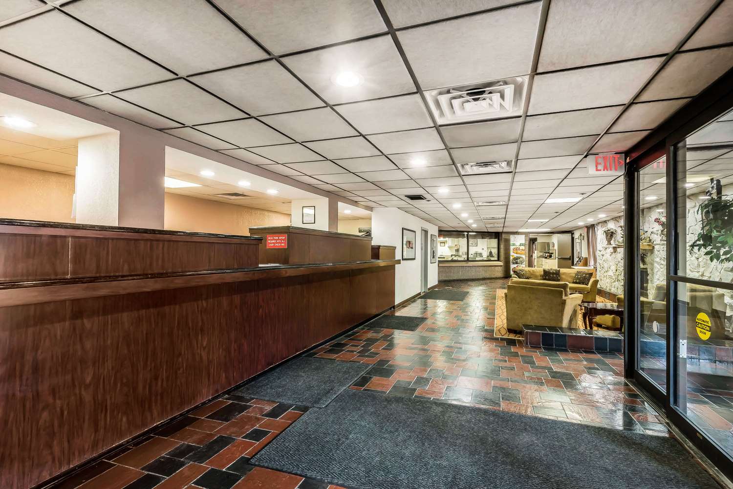 Quality Inn & Suites Binghamton Vestal 12/31