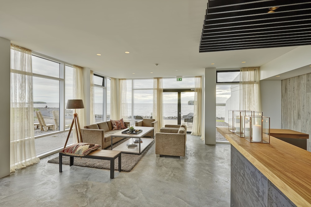 Hofn - Berjaya Iceland Hotels 17/24