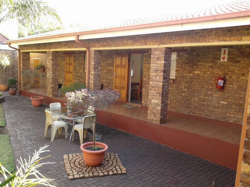 Kalahari Guest House 5/50