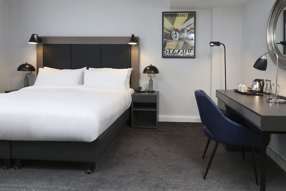 The Queens Hotel 15/59
