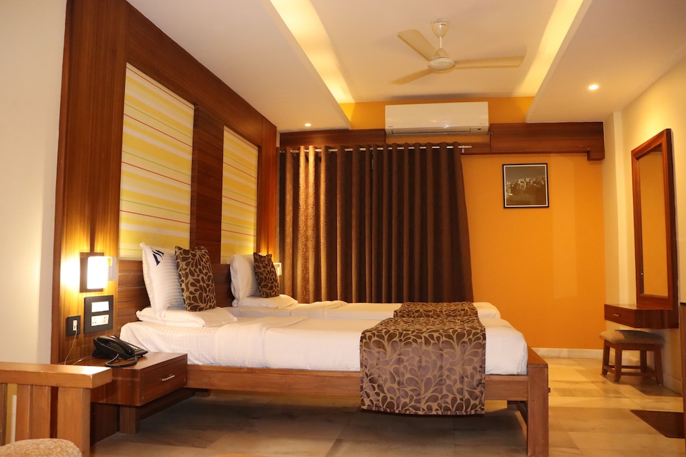 Hotel Madhuvan Serai 7/25