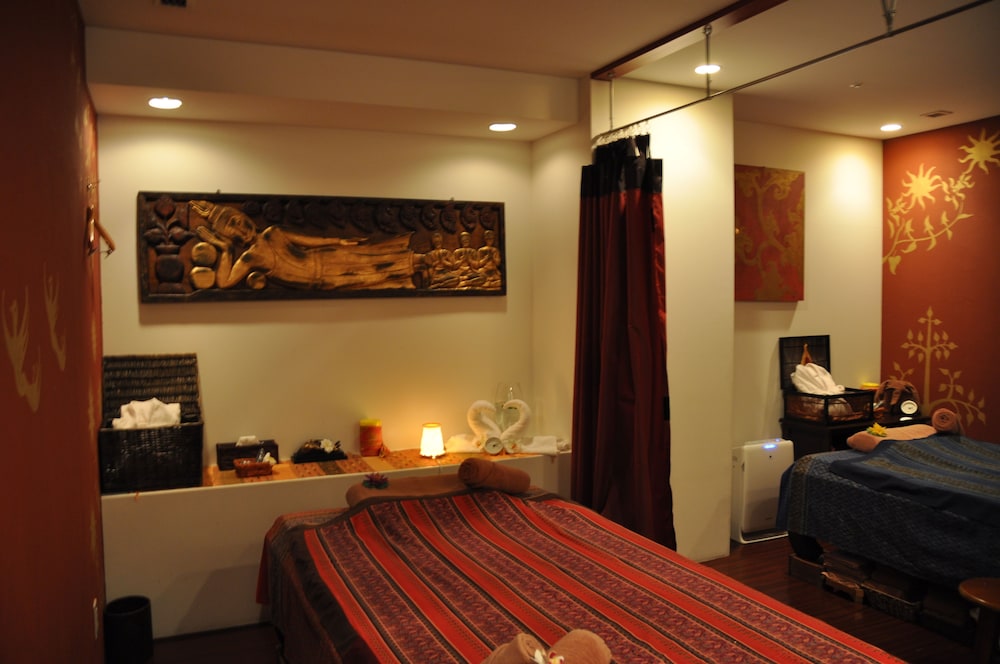 Breezbay Hotel Resort And Spa 8/42