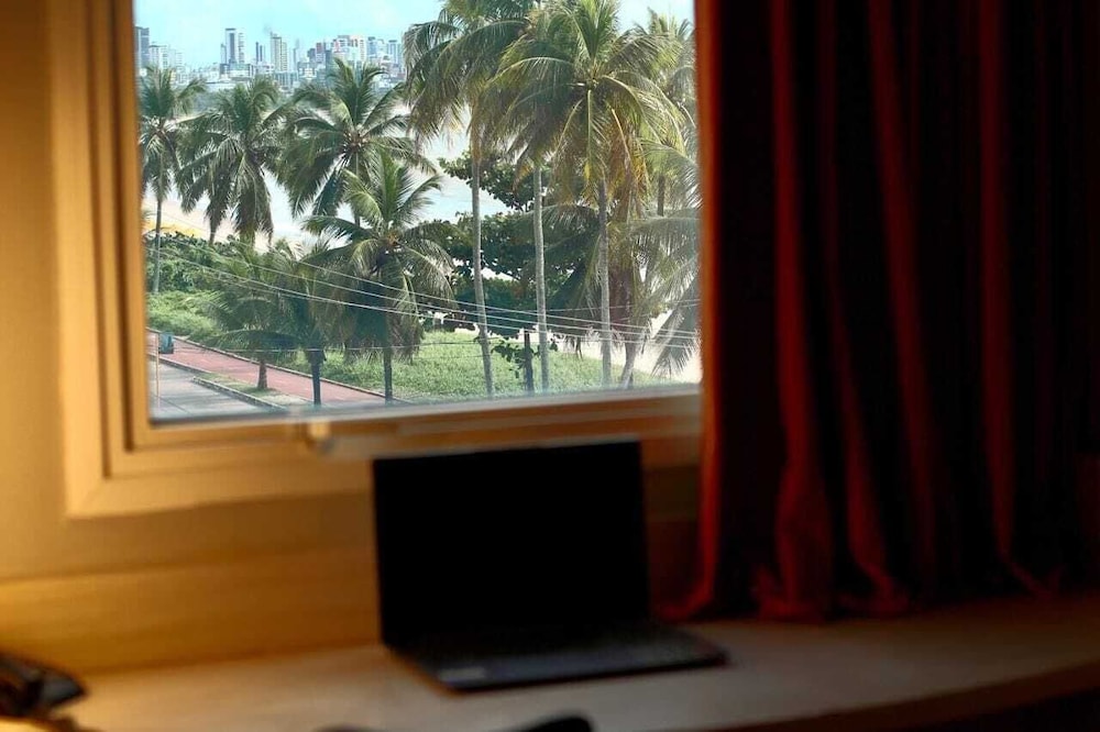 Ibis Joao Pessoa 49/55