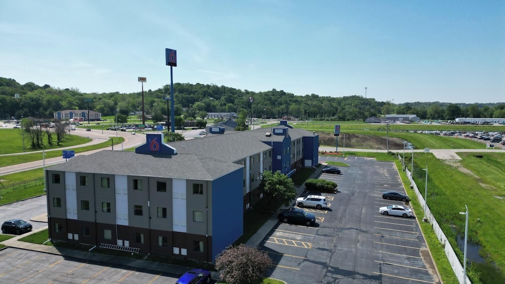 Motel6 Caseyville, IL in CASEYVILLE - IL