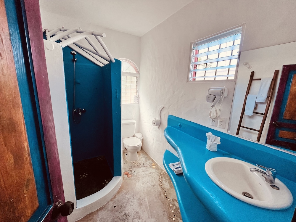Hotel La Tortuga 47/50