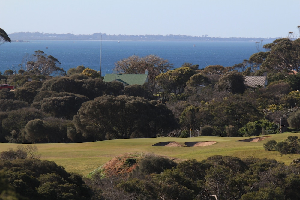 Mercure Portsea 60/67