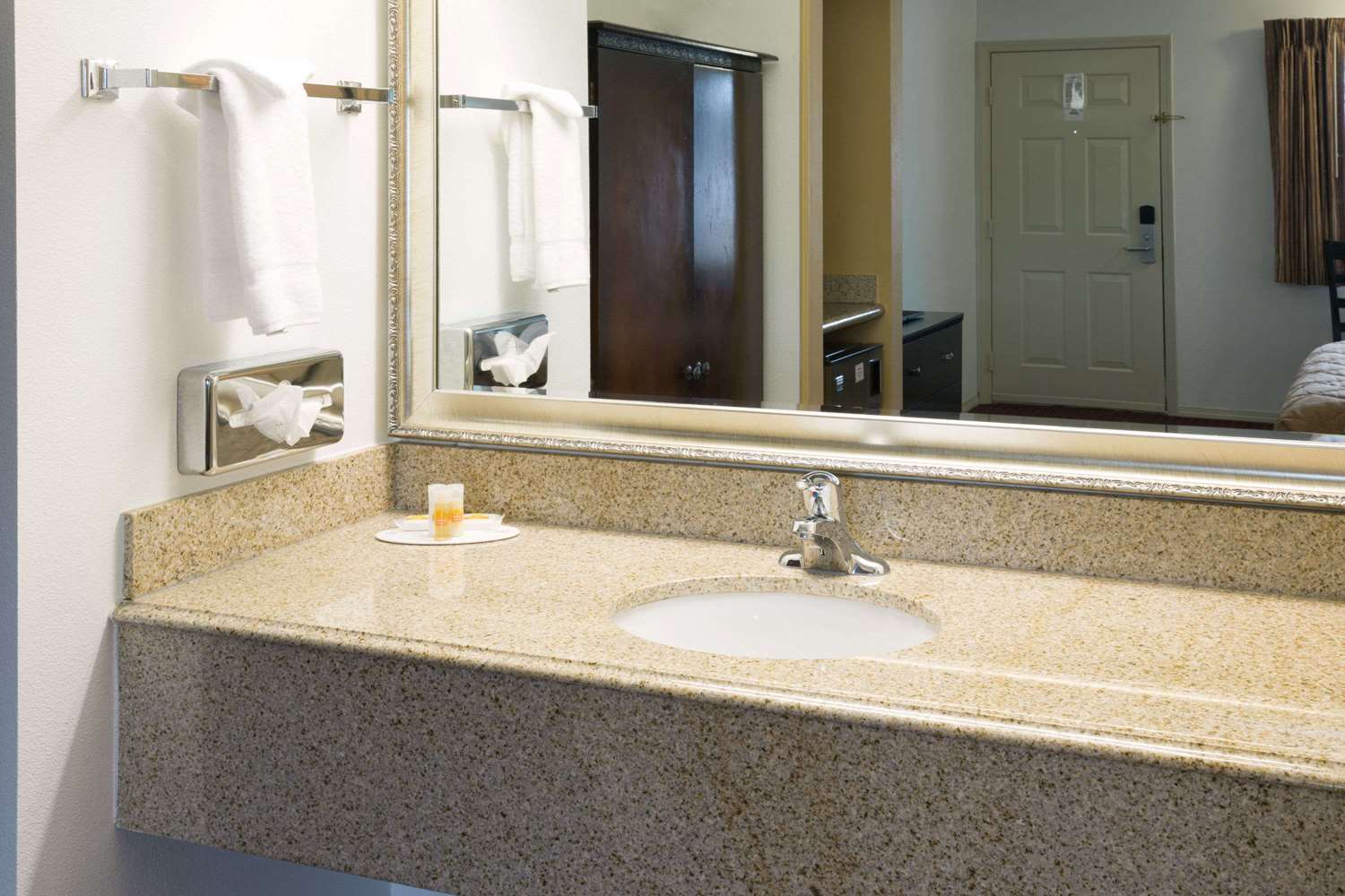 Days Inn by Wyndham Newport OR 19/20