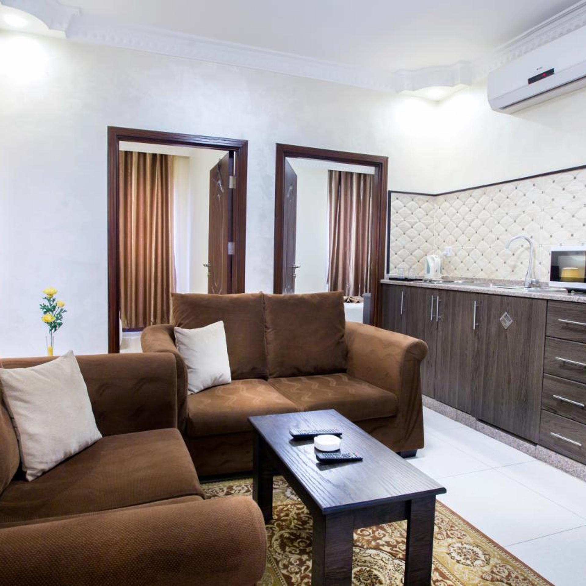 Olive Hotel 33/58