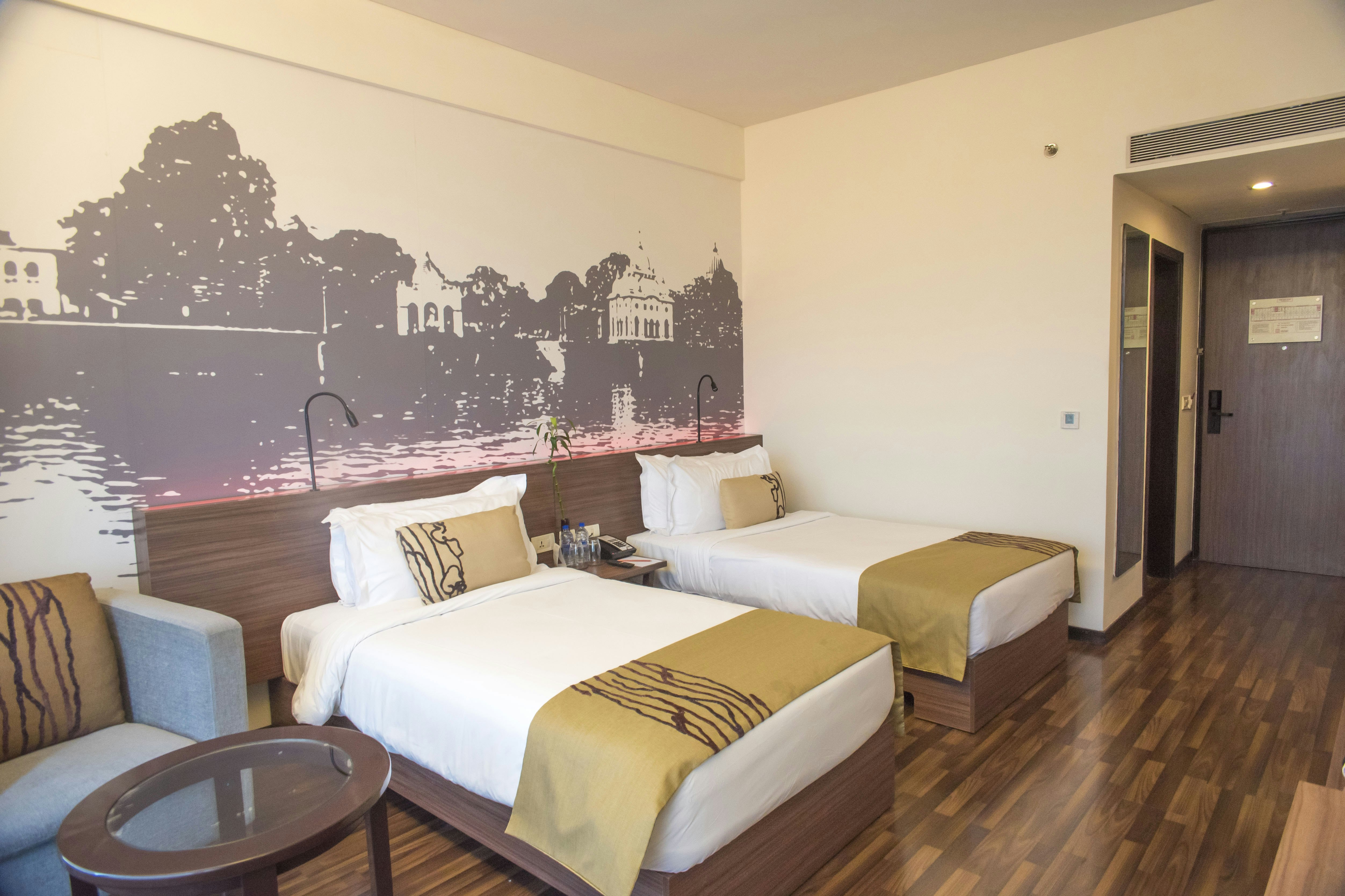 Vivanta Kolkata EM Bypass 11/33