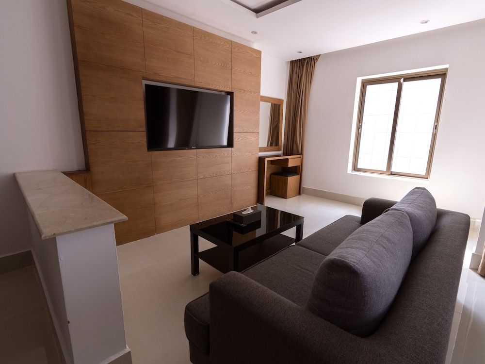 Sendan Residence 50/64