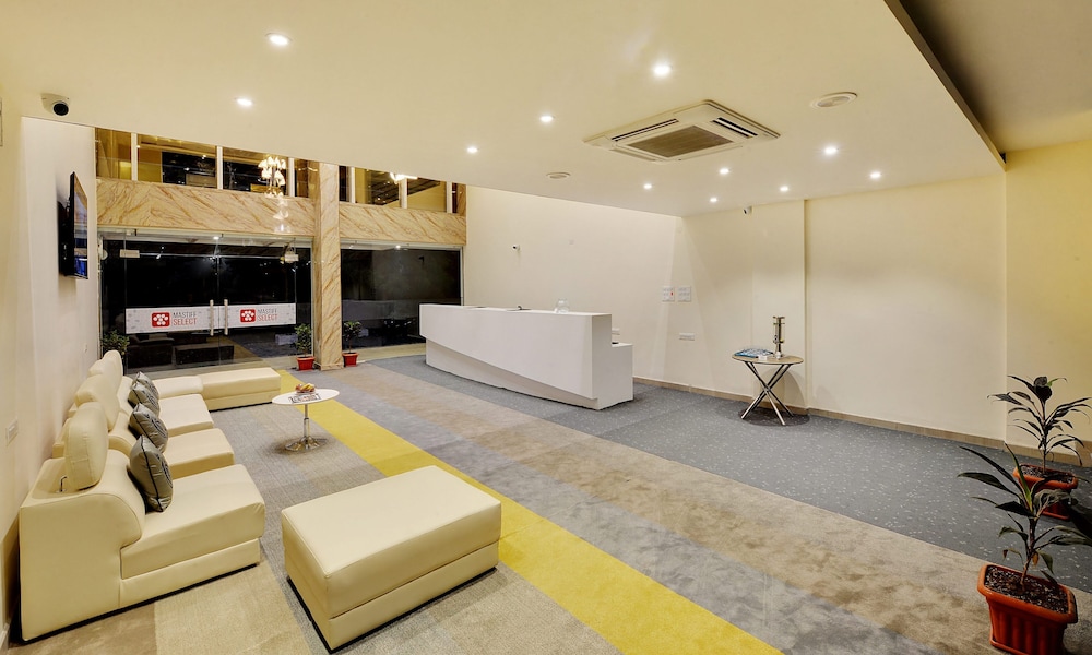 Mastiff Select Gulbarga Hotel 41/49