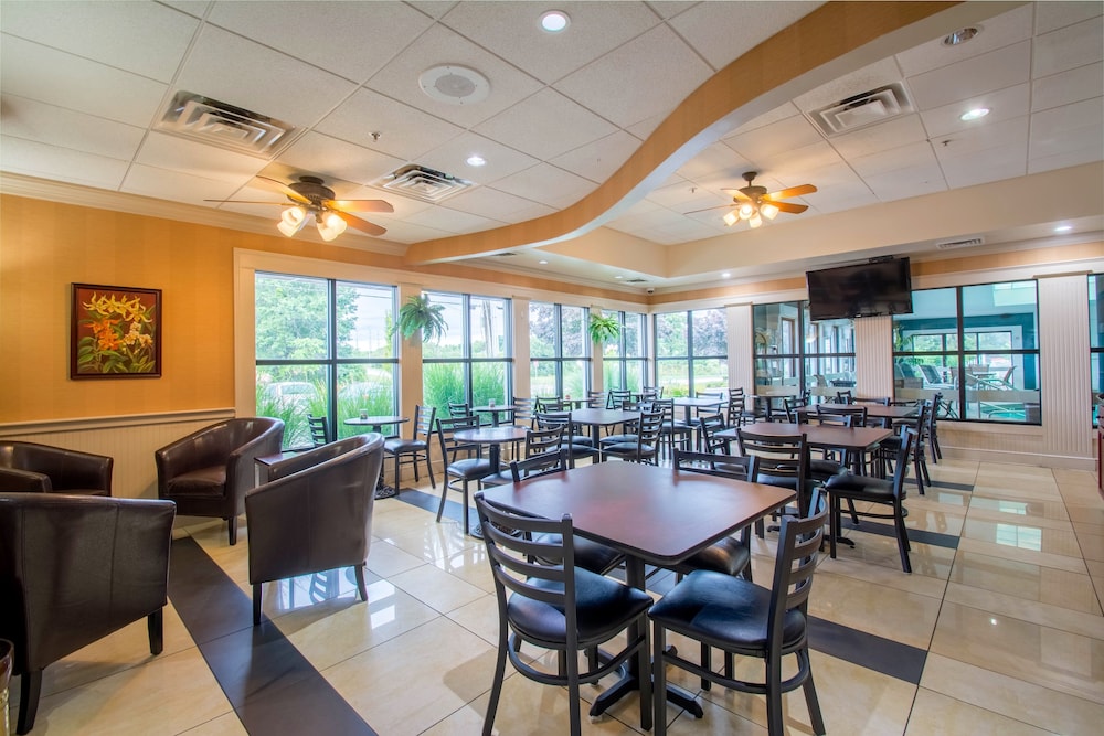 Anchorage Inn & Suites - Portsmouth 43/57