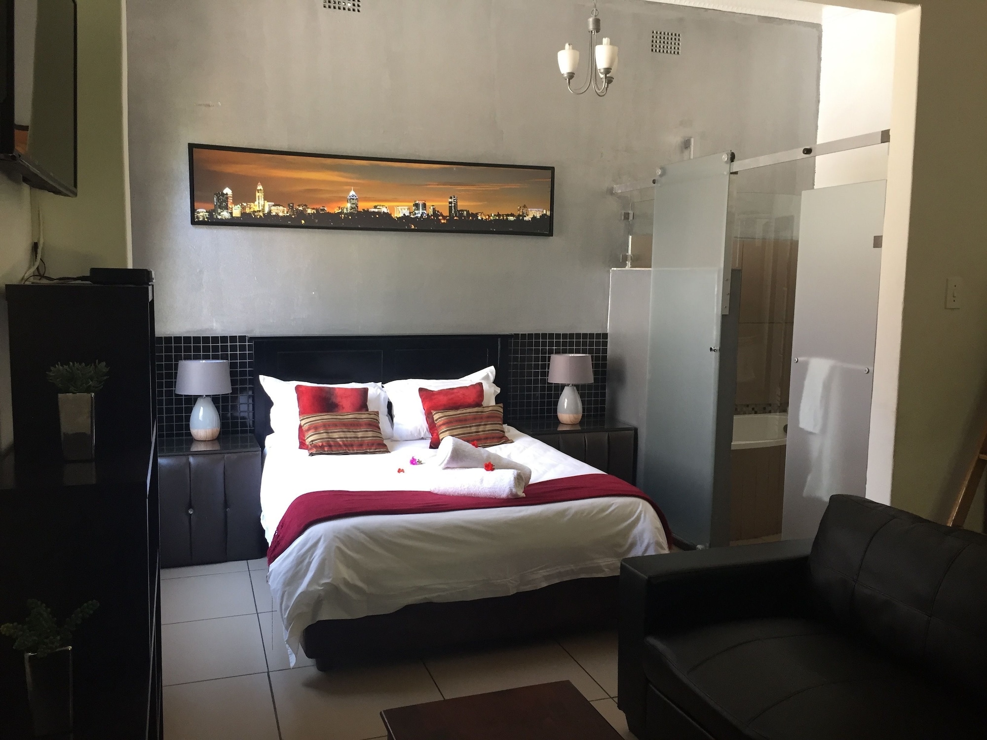 2 BEDROOMS, FAMILY, COTTAGE, KITCHEN, ACCESSIBLE