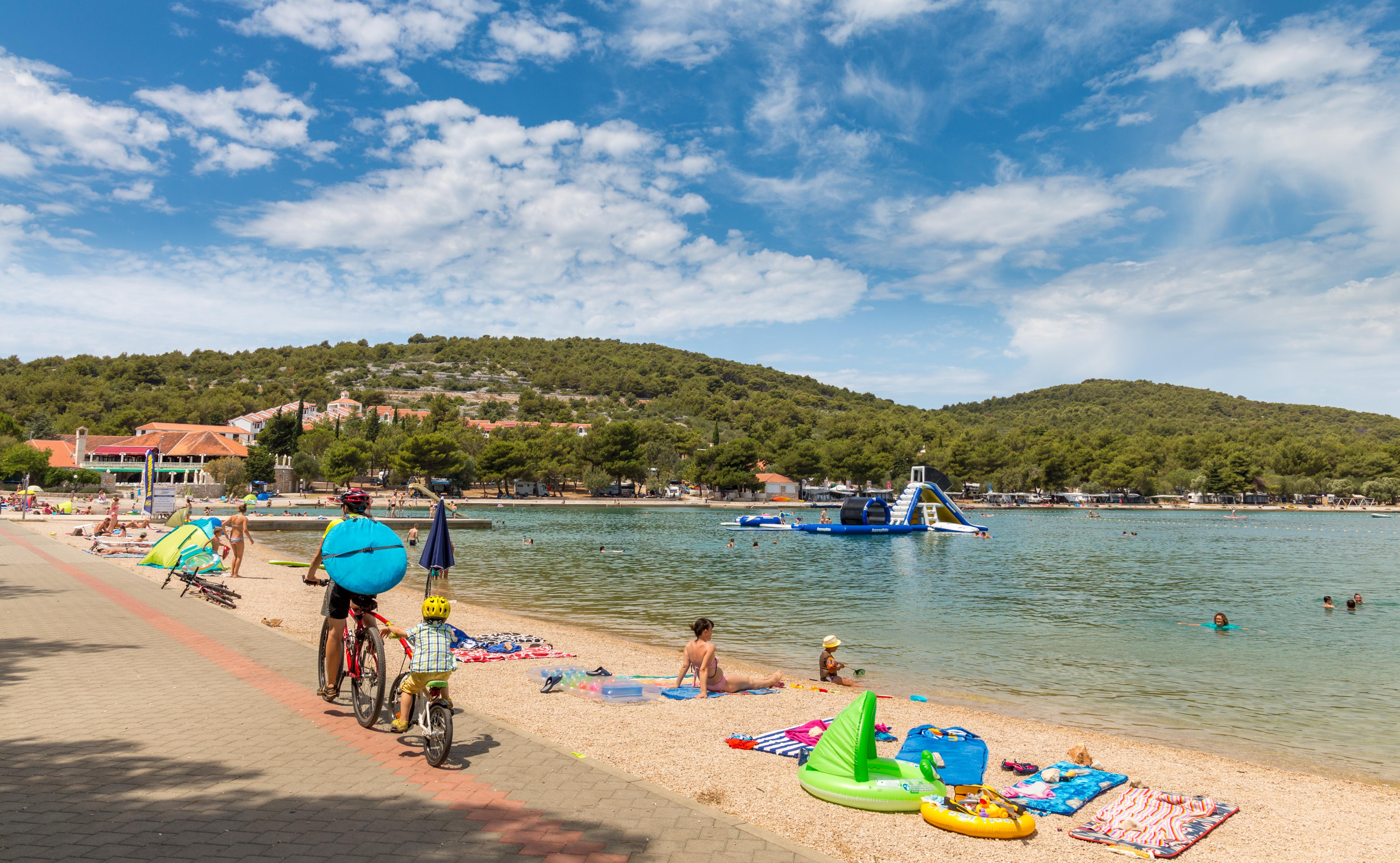 Jezera Village Holiday Resort 5/10