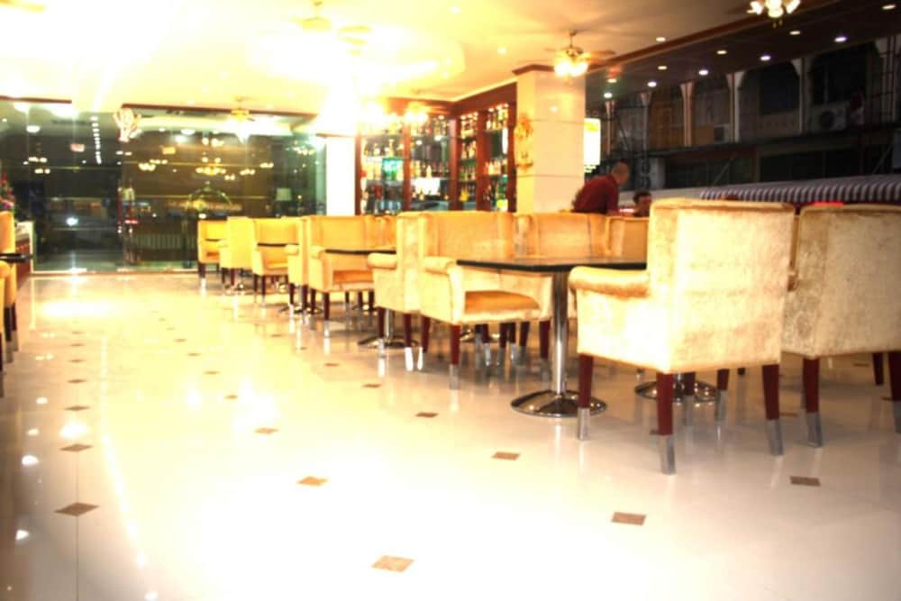 The Grand Lodge Pattaya by ZUZU 37/50