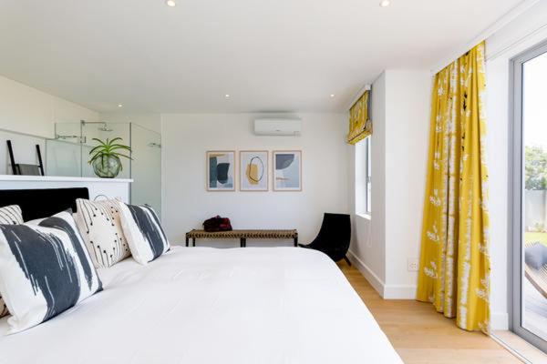 Cape Beach Villa 8/50