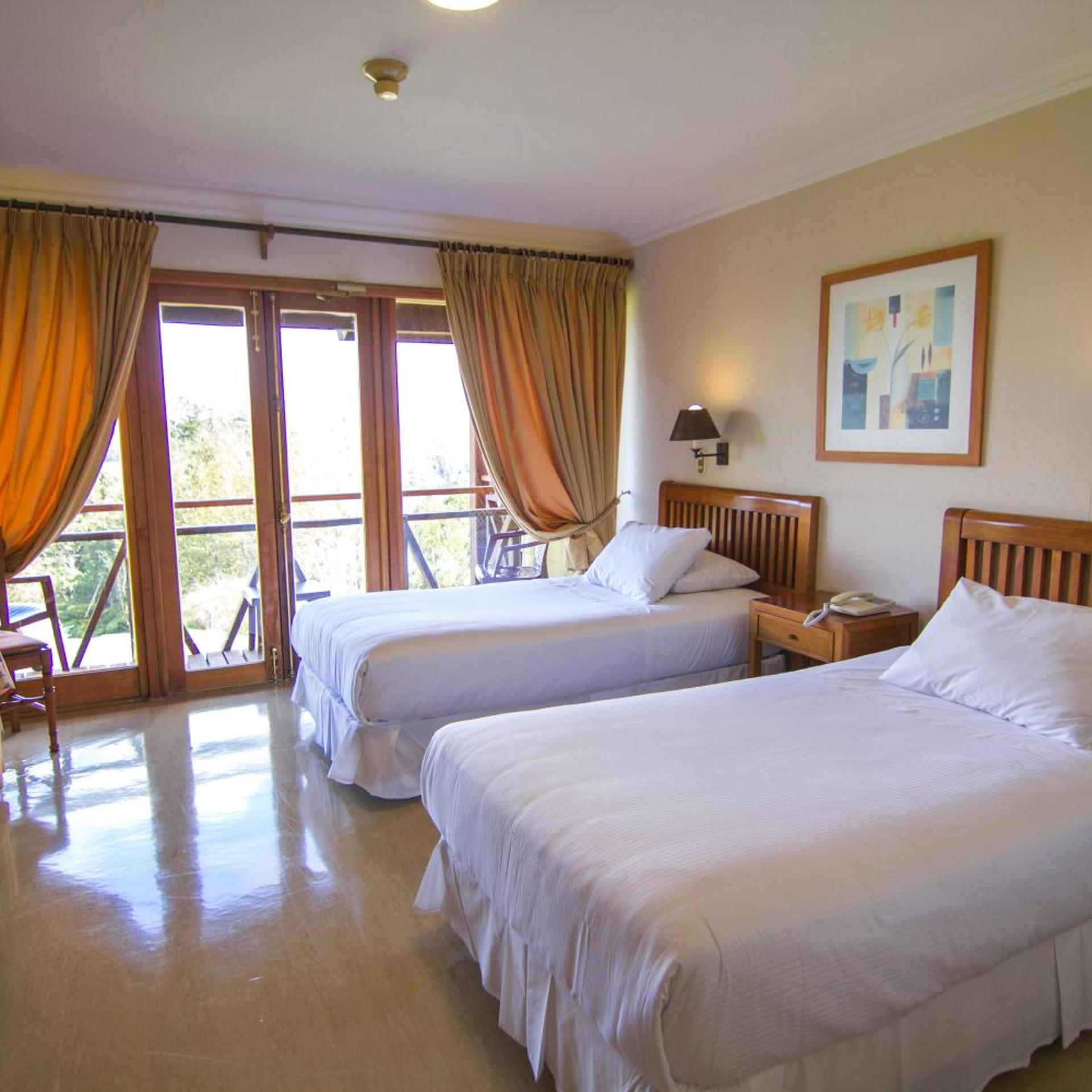 Hotel y Cabanas Punta Larga - Caja Los Andes 6/50