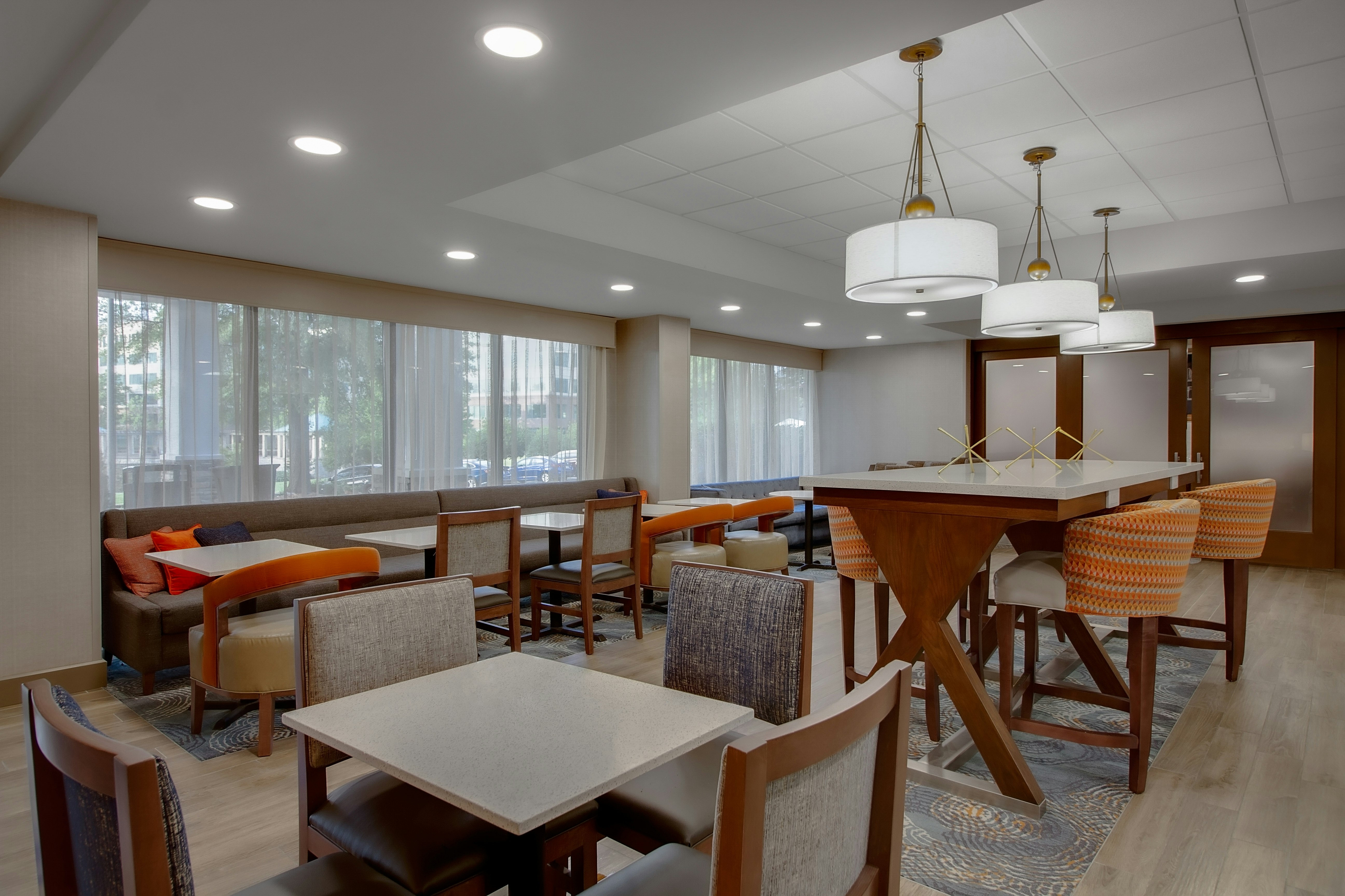 Hampton Inn Birmingham Colonnade 280 20/32