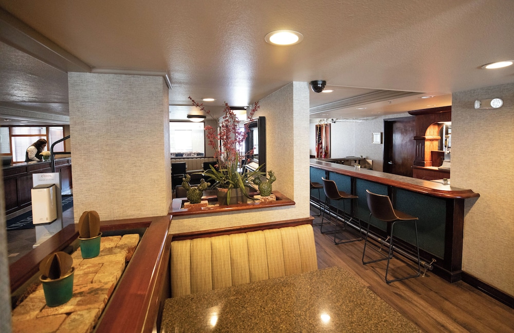 Oxnard Inn Lancaster, CA 8/59