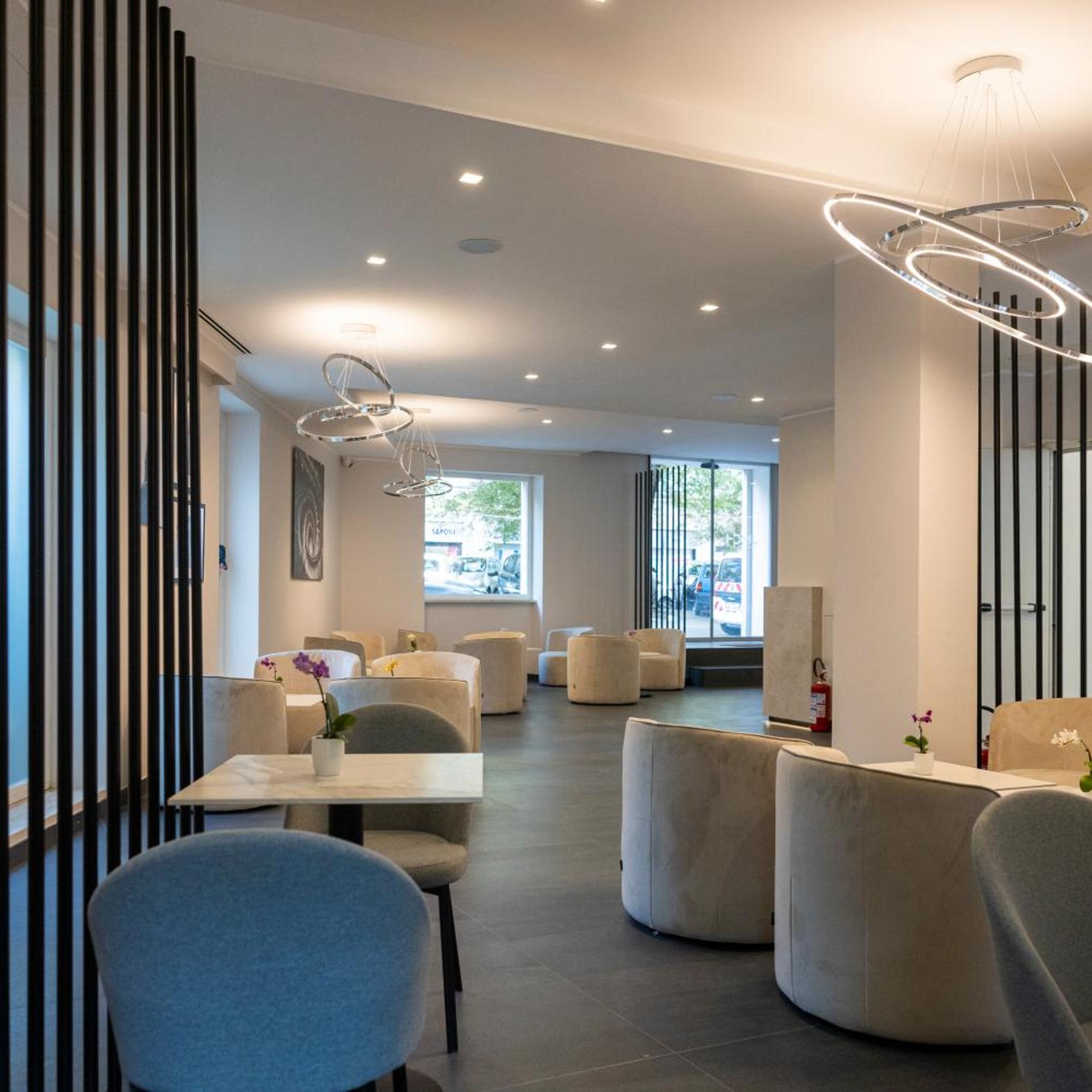 J Maluni City Hotel 30/49