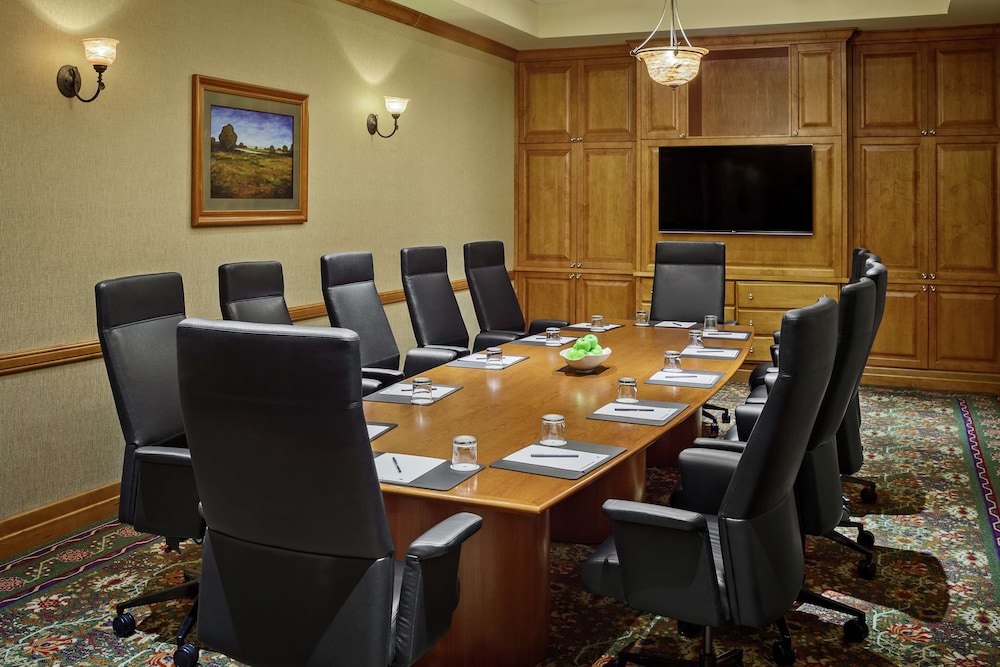 DoubleTree by Hilton Denver Central Park 21/29