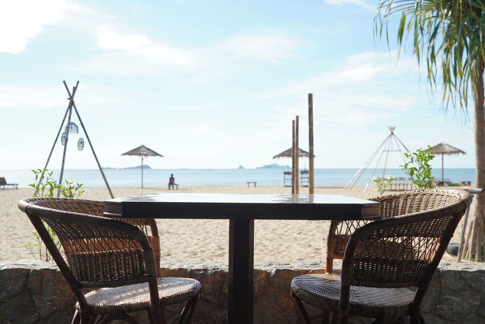 Bann Pae Cabana Hotel And Resort 53/61