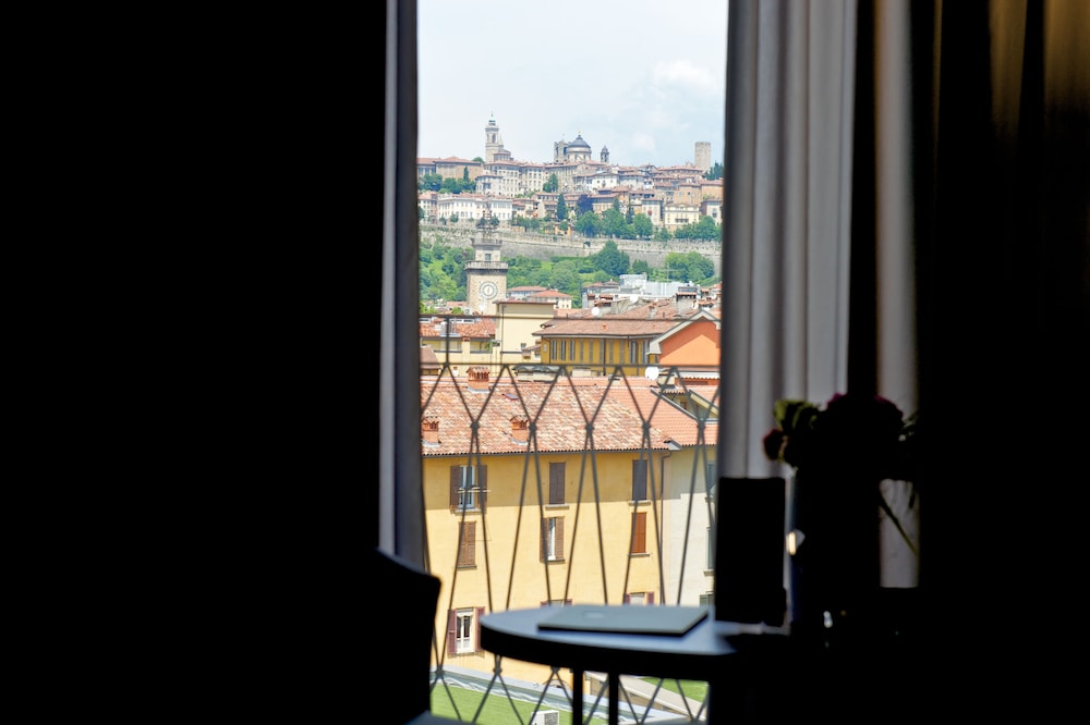 Mercure Bergamo Centro Palazzo Dolci 4/63