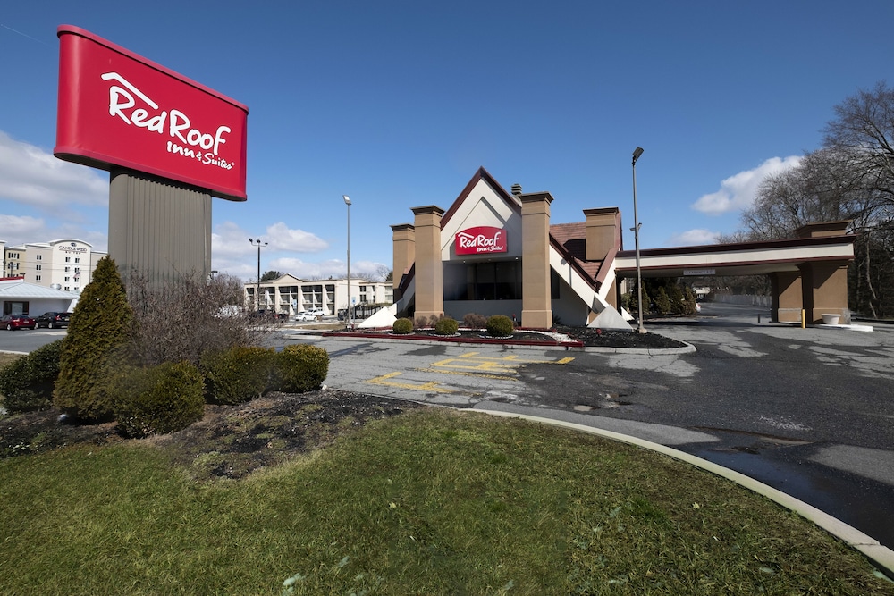 Red Roof Inn & Suites Newark - University secondary