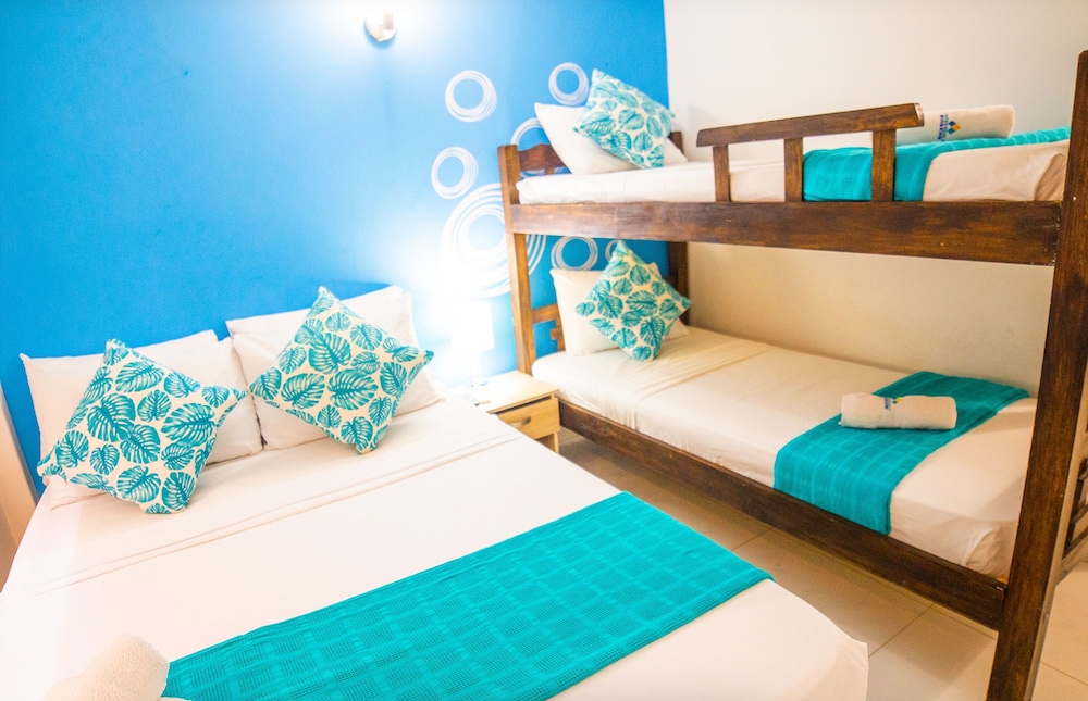 Hotel Taybo Beach 43/83