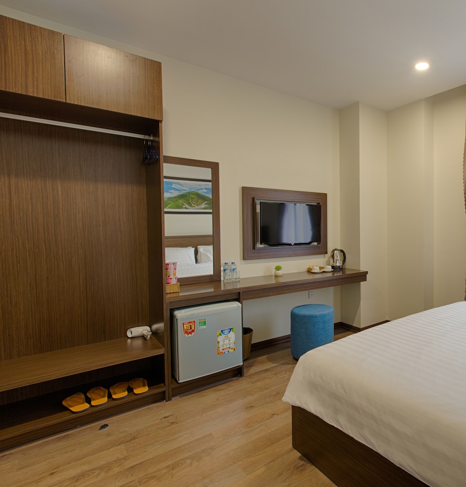 Central Hotel & Spa 10/67