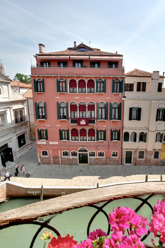 Palazzo Schiavoni 6/86