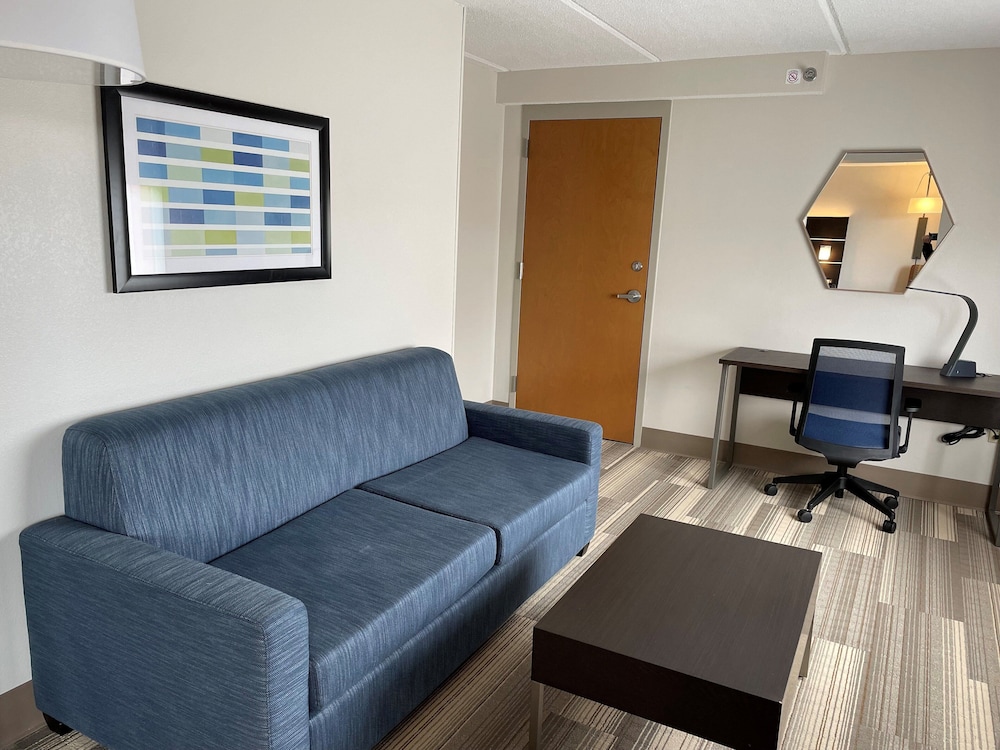 Holiday Inn Express Bluffton At Hilton Head Area 51/80
