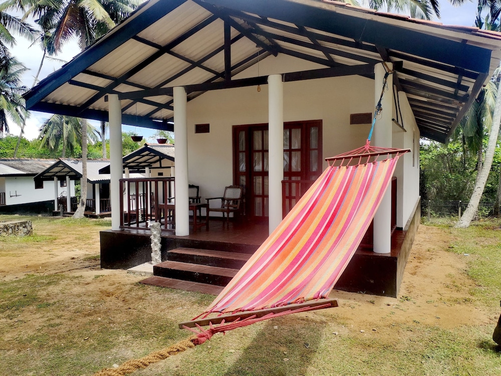 Darwins Beach Resort 26/50