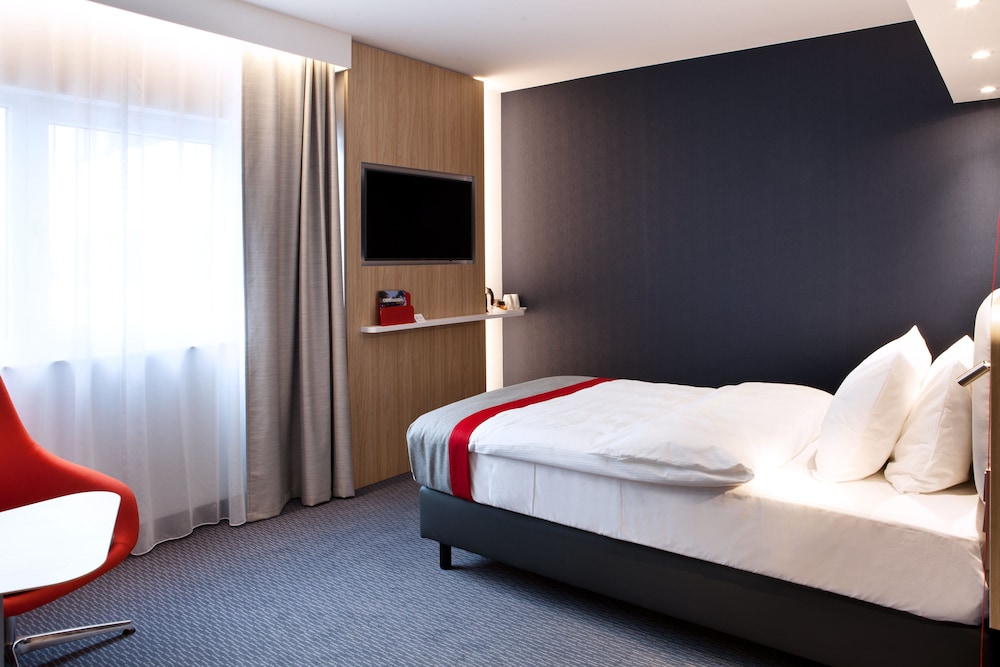 Holiday Inn Express Kaiserslautern 15/51