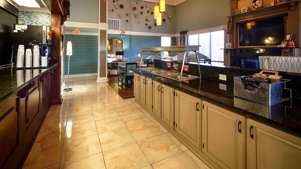 Best Western Executive Suites 31/38