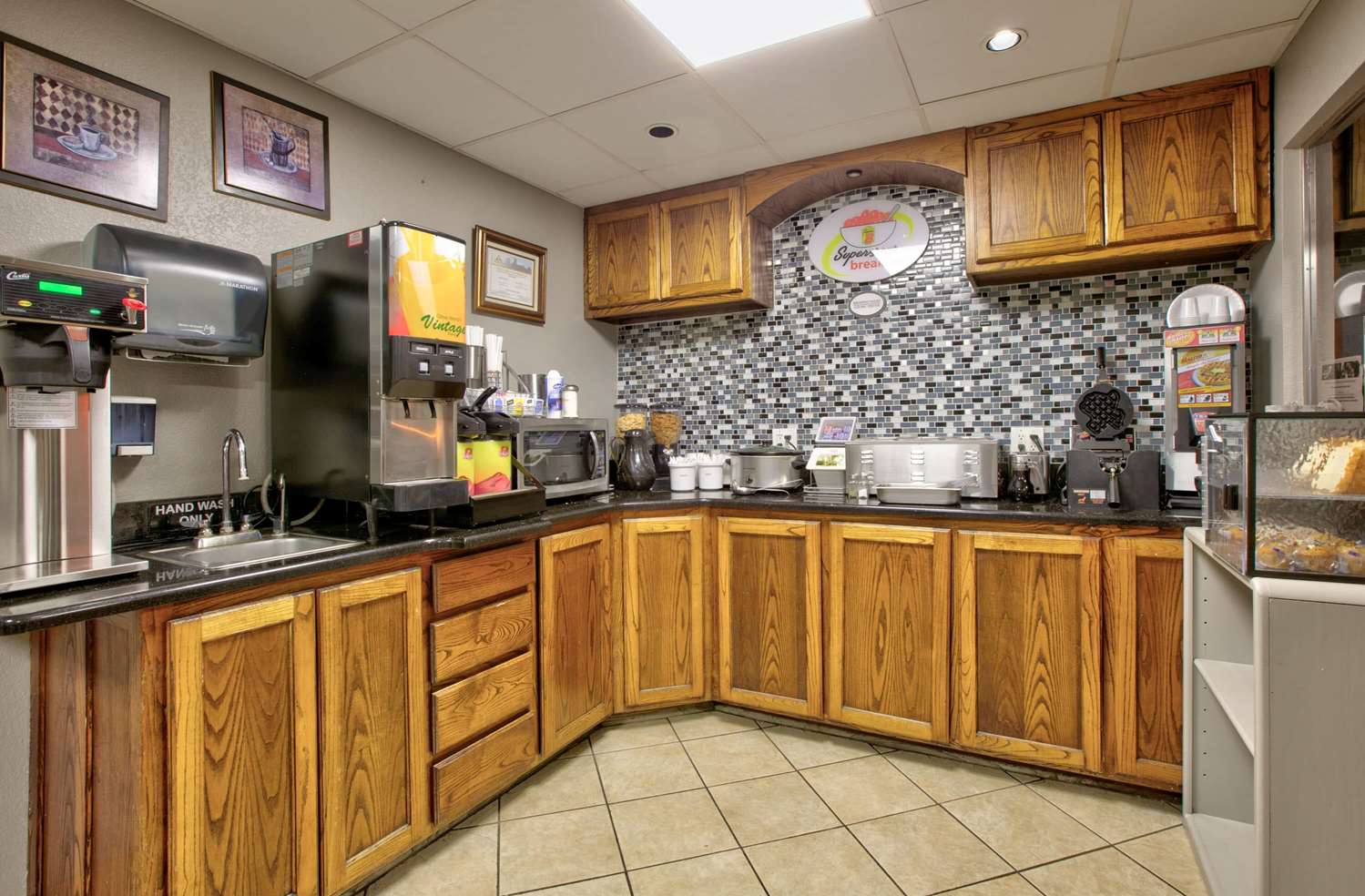 Super 8 by Wyndham Amarillo East 12/37