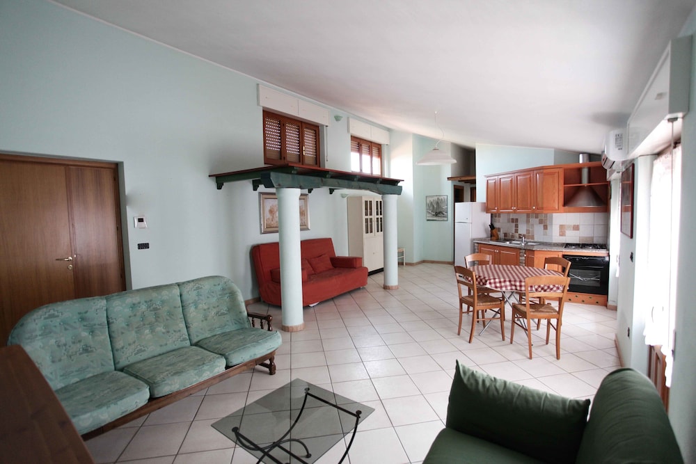 LOCANDA DEGLI ARTISTI 22/50