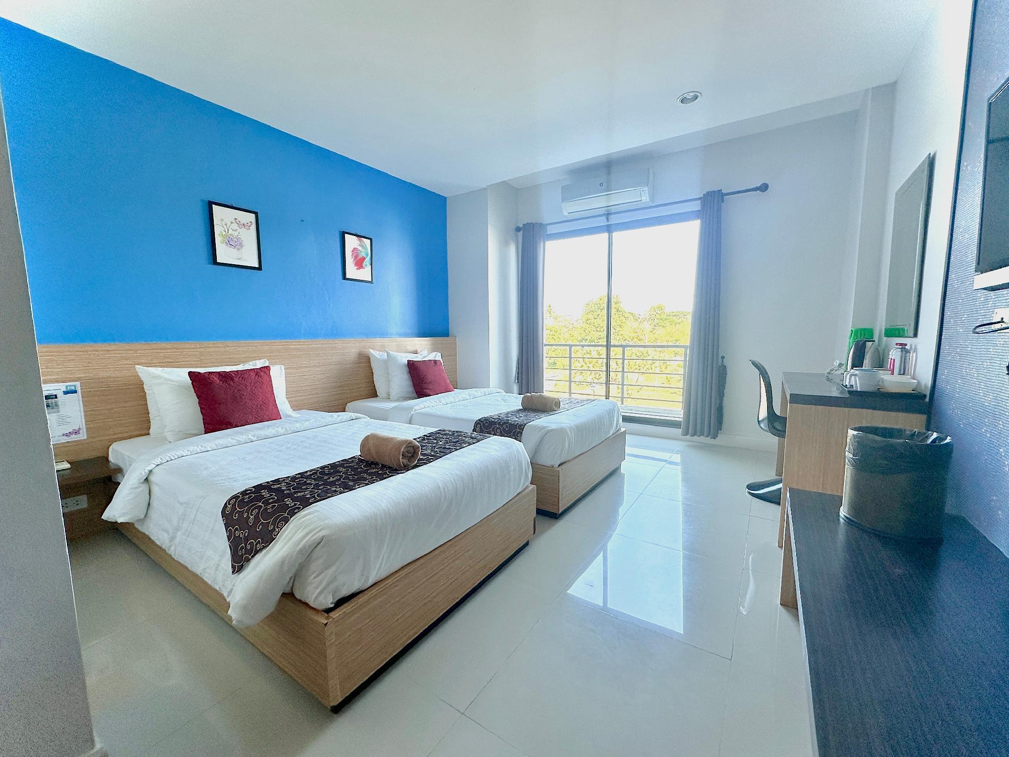 Type A, Deluxe, Twin Beds